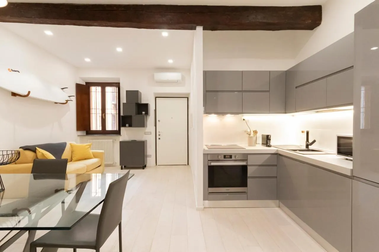 San Lorenzo Apartment Милан 0*,  Италия